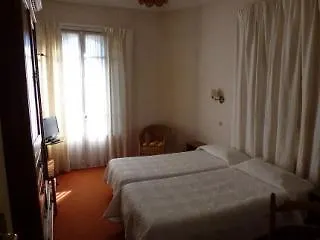 Отель Pierre Loti Антиб
